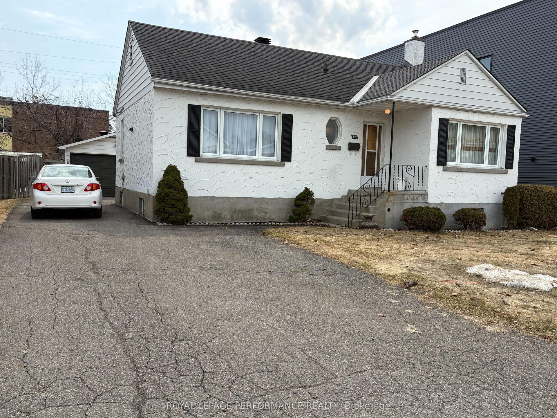 456 Blake Boulevard — photo 1