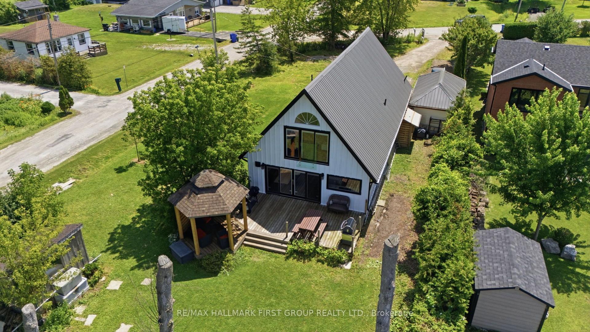 26 Burnie Road, Georgina — Detached for sale, photo 1