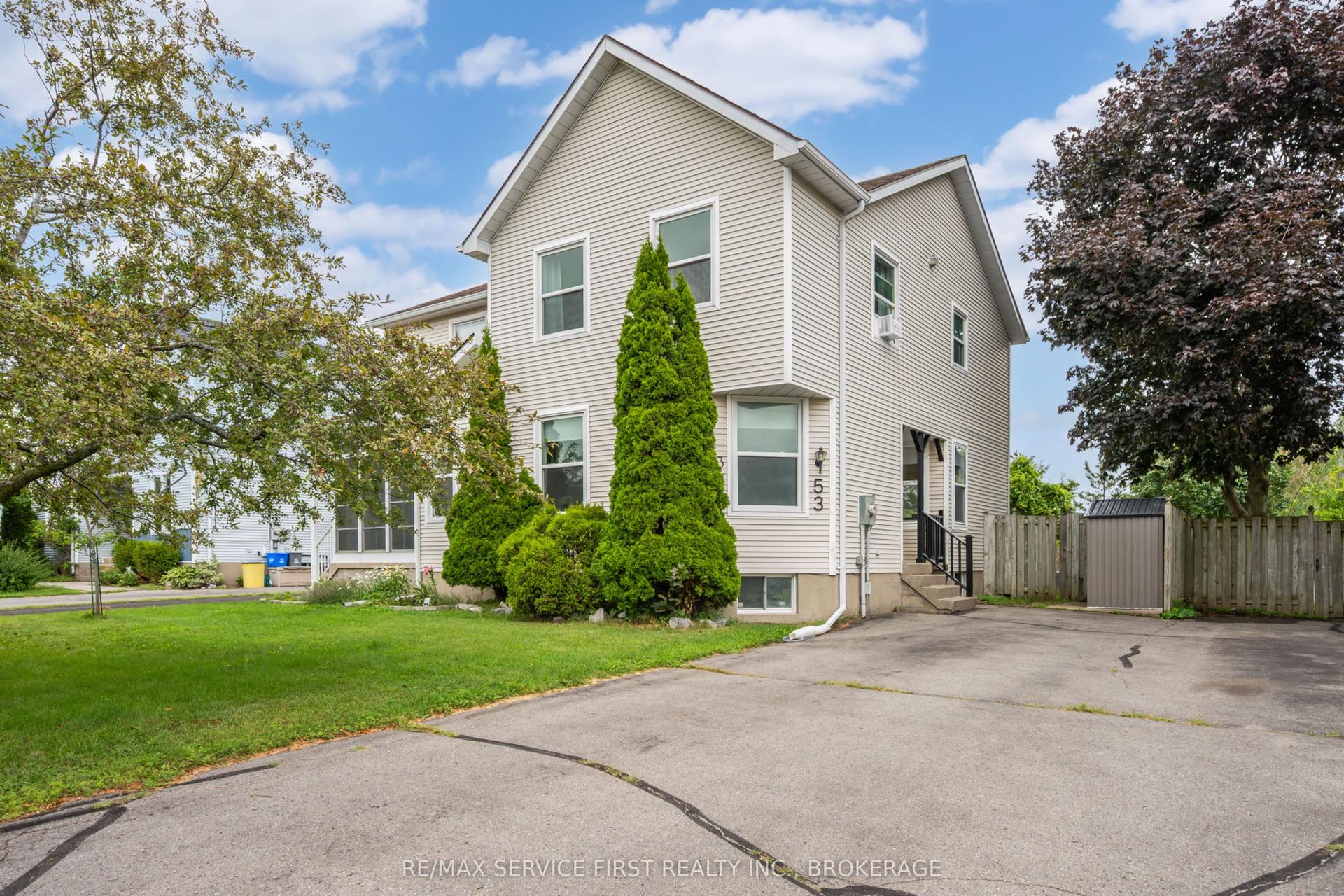 53 MCKEOWN Crescent, Loyalist — Semi-Detached for sale, photo 1