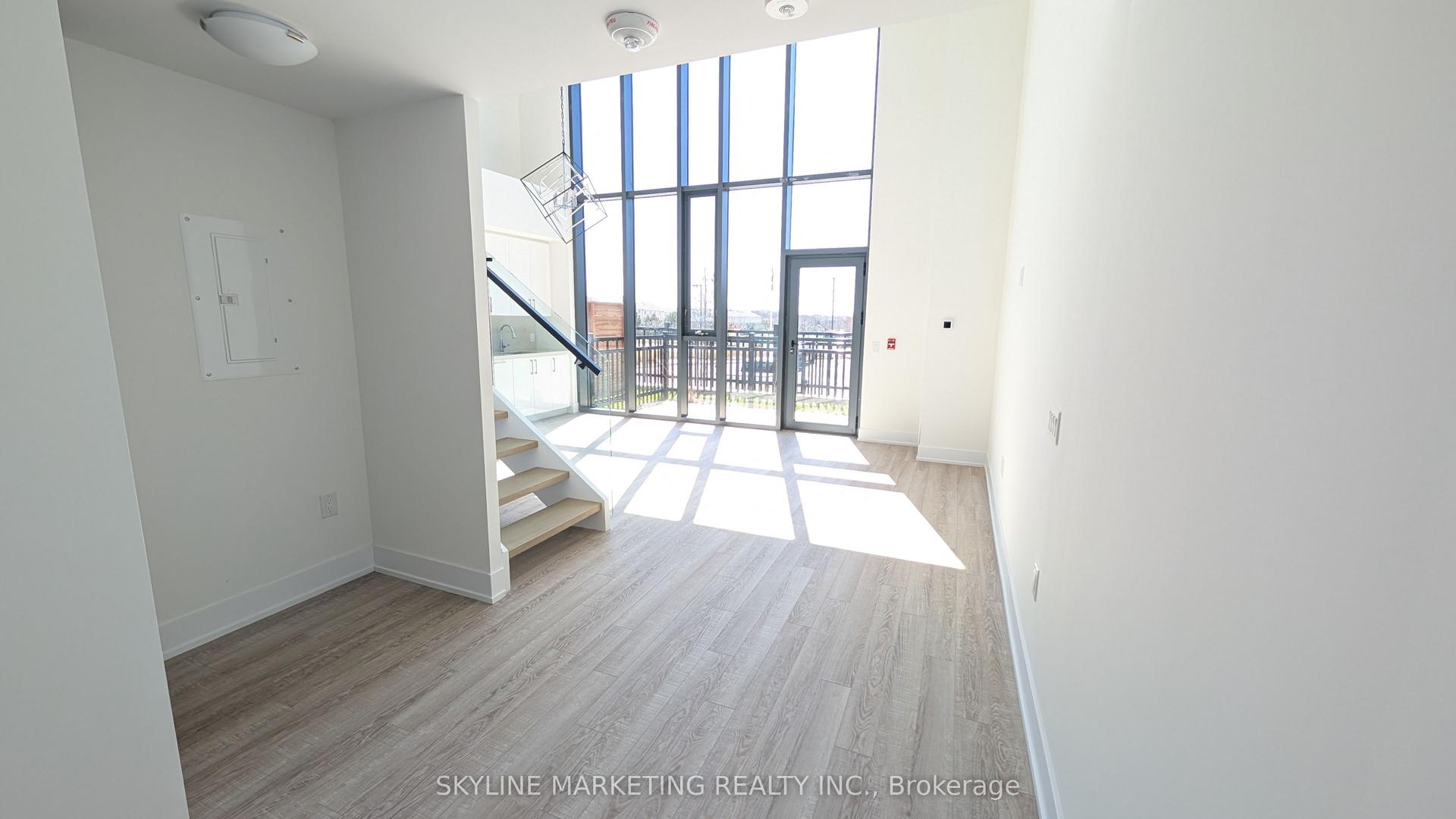 2450 Old Bronte Road 102 #102 — photo 1