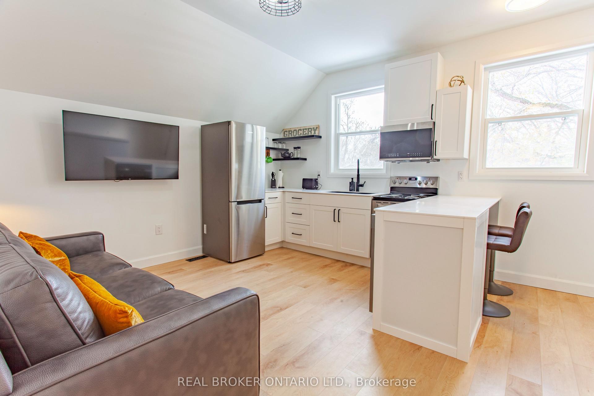 97 ALBERT Street S Upper #Upper, Orillia — Detached for lease, photo 1