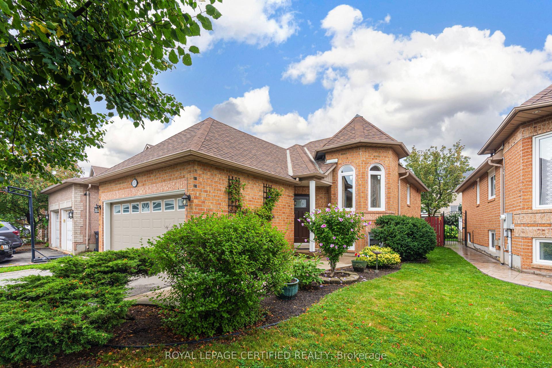 45 Springview Drive, Brampton — Detached for sale, photo 1