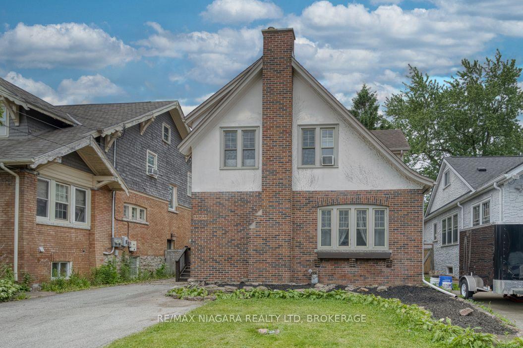 4864 SIMCOE Street, Niagara Falls — Detached for sale, photo 1