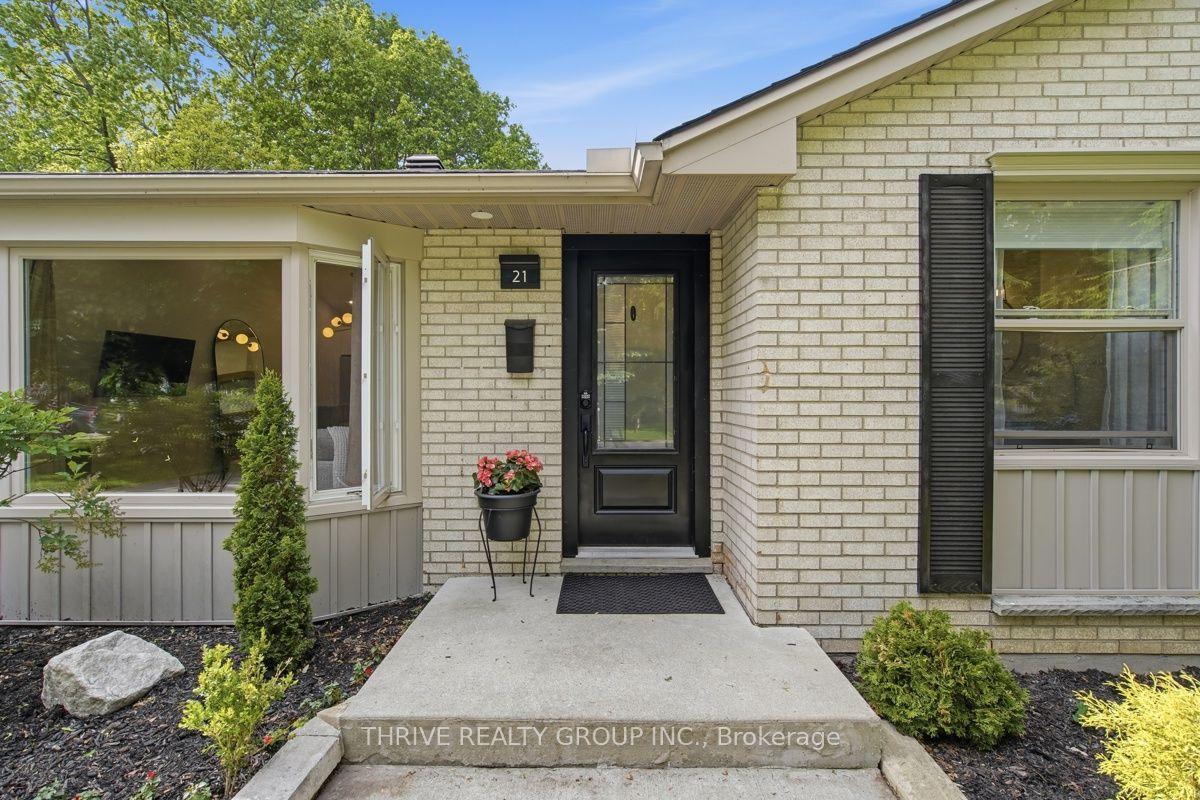 21 Mcgill Place Main #Main, London North — Detached for lease, photo 1