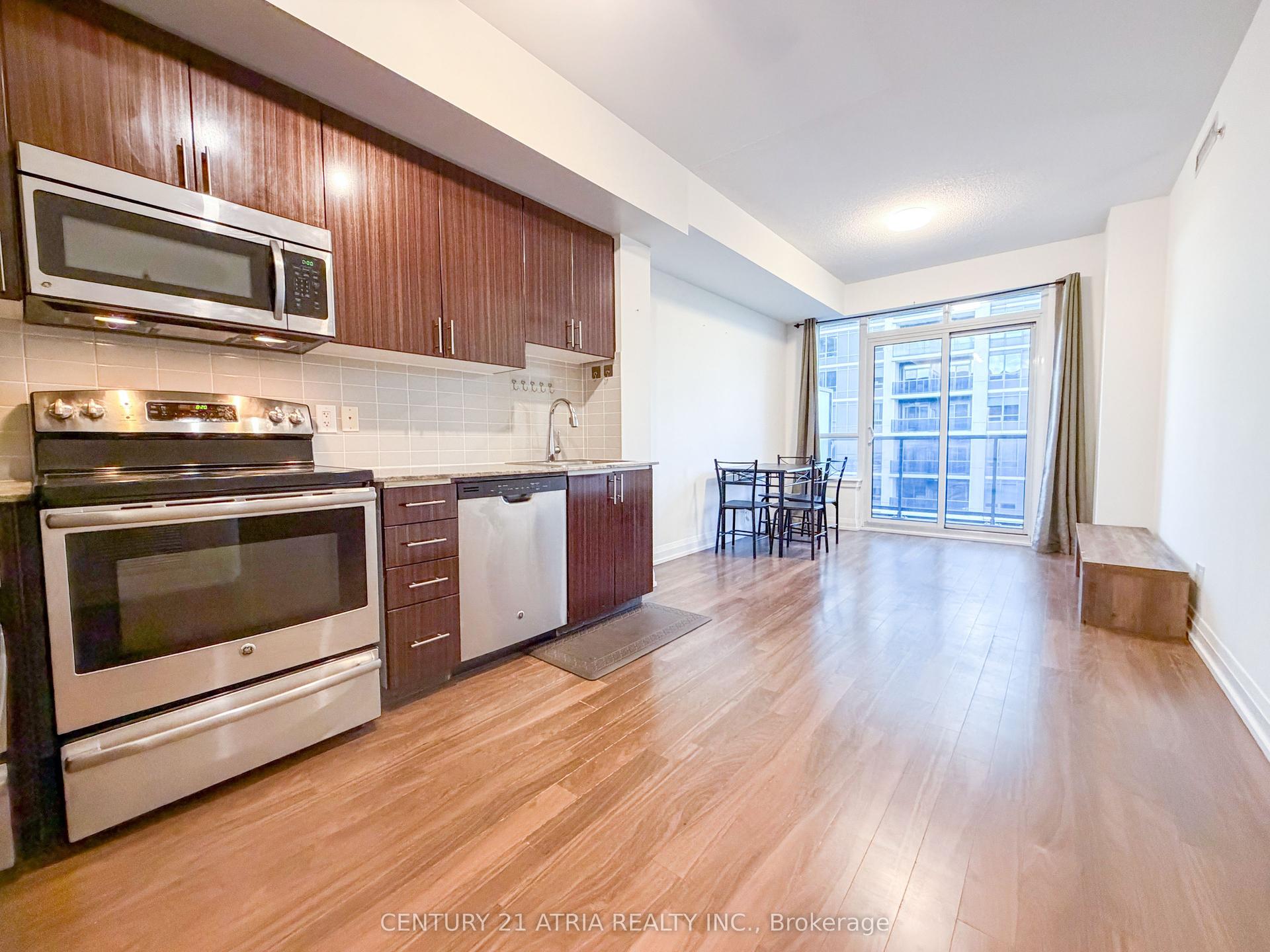7161 Yonge Street 735 #735 — photo 1