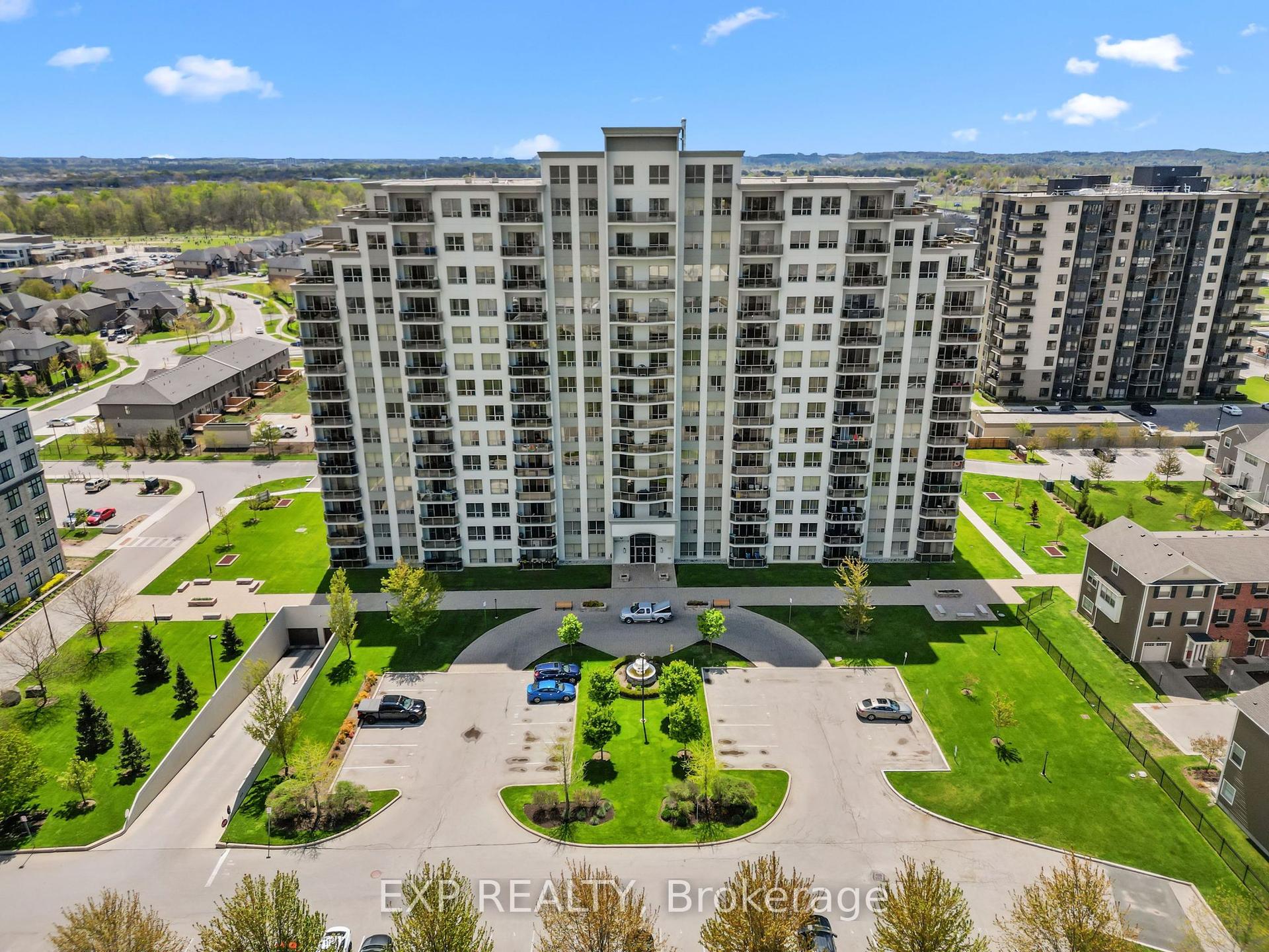 1030 Coronation Drive 109 #109, London North — Condo for sale, photo 1