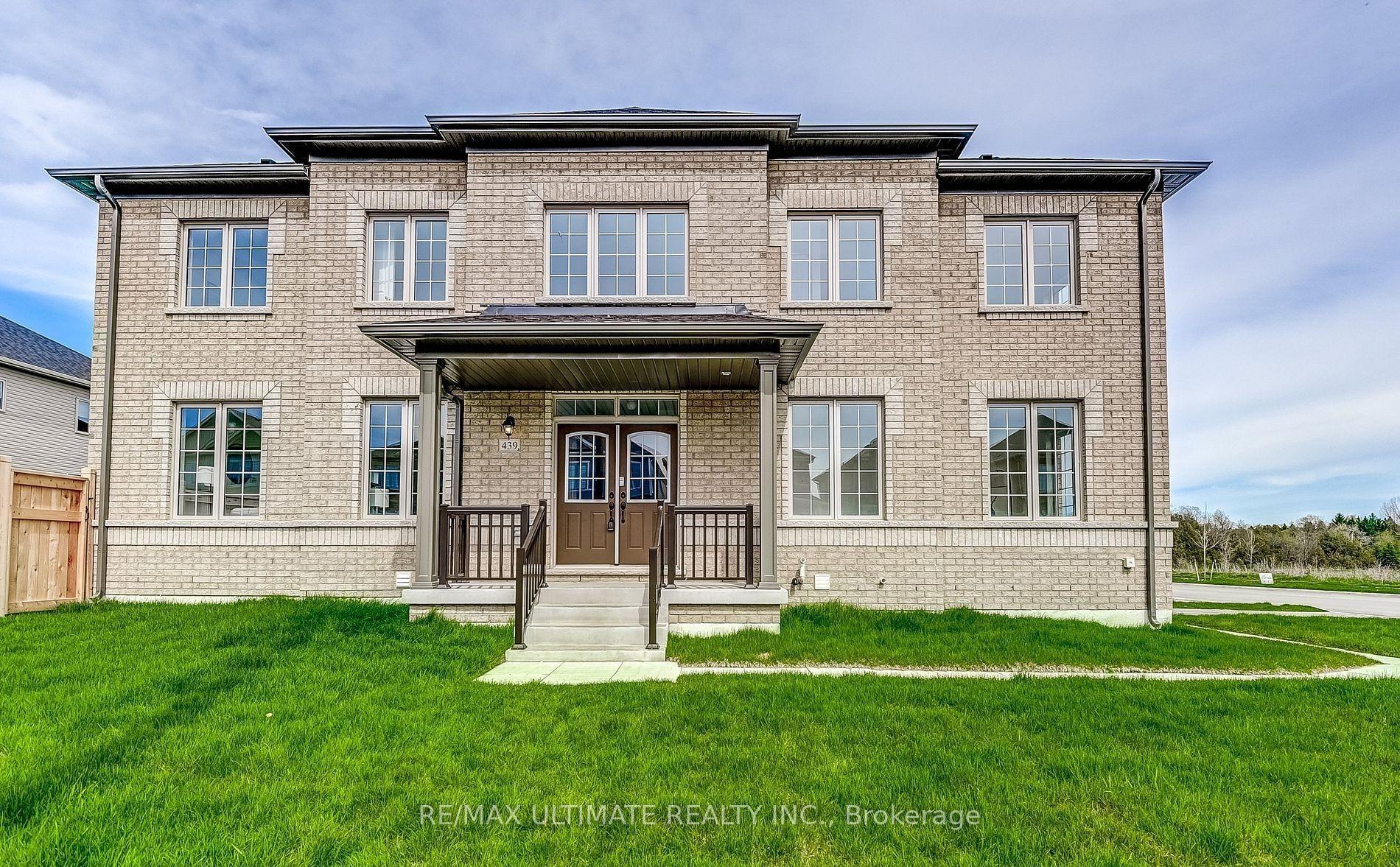 439 Black Cherry Crescent — photo 1