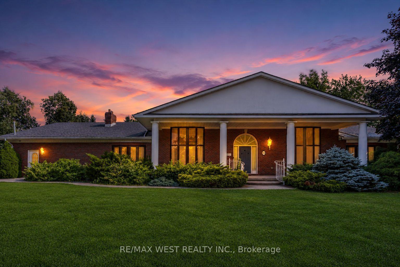 54 Lynndale Road, Norfolk — Detached for sale, photo 1
