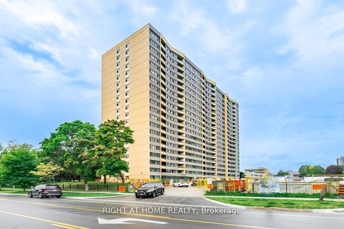 2050 Bridletowne Circle 1704 #1704, Toronto — Condo for lease, photo 1