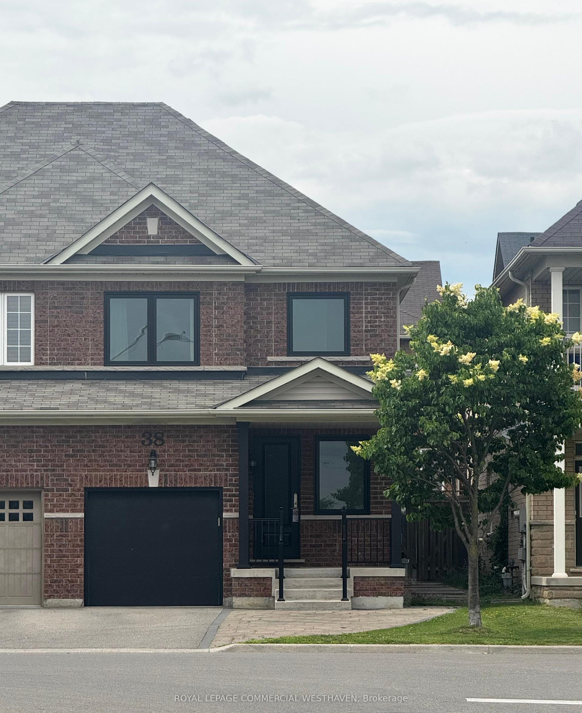 38 Warbler Avenue — photo 1