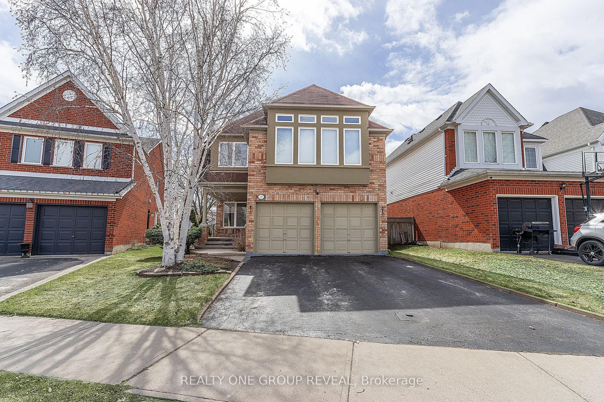 37 Wetherburn Drive — photo 1