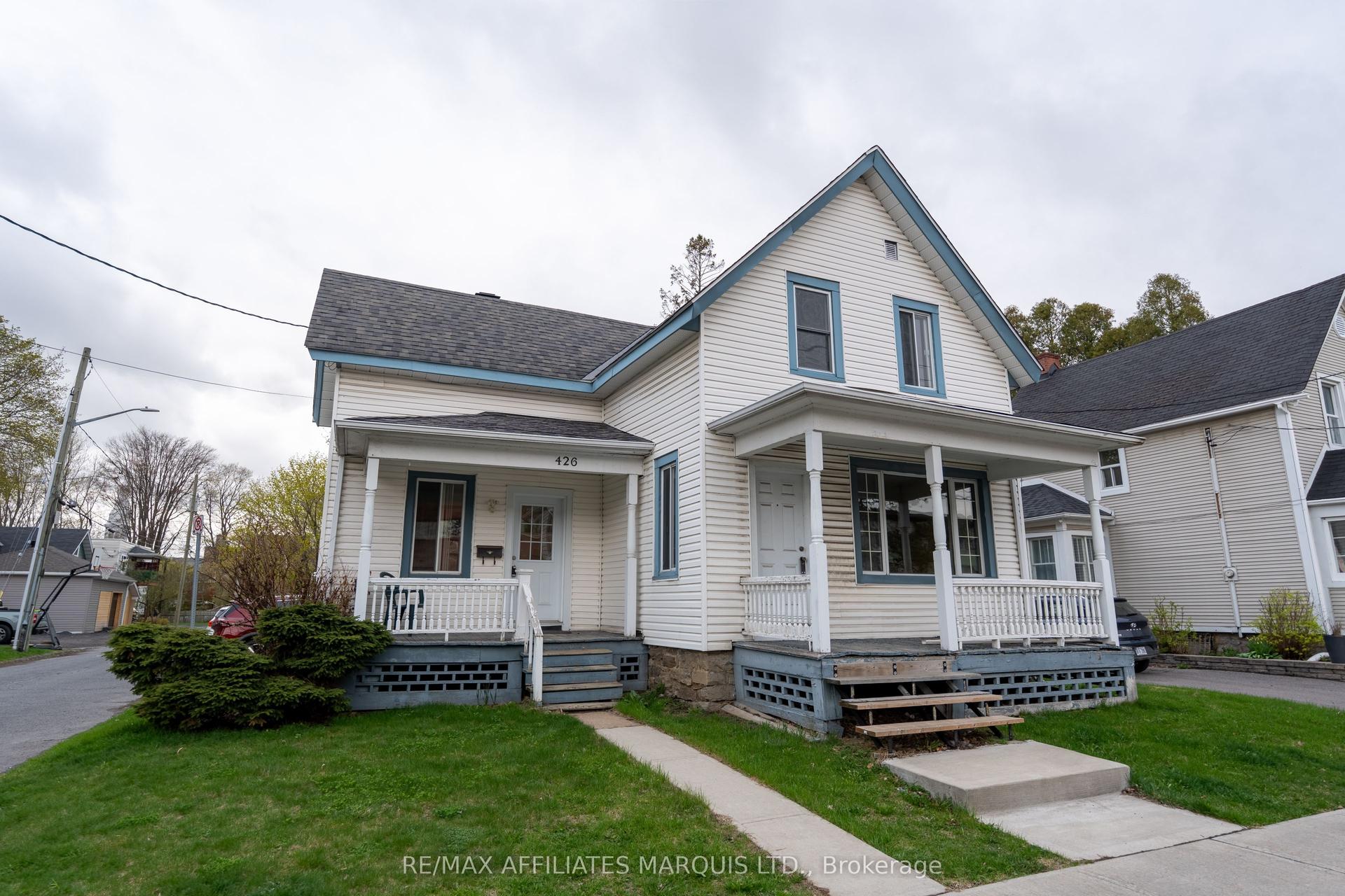 426 Sydney Street — photo 1