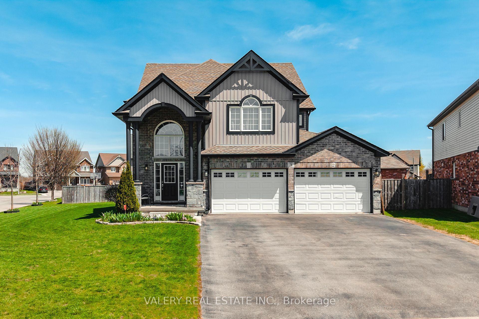 3 Hardcastle Place — photo 1