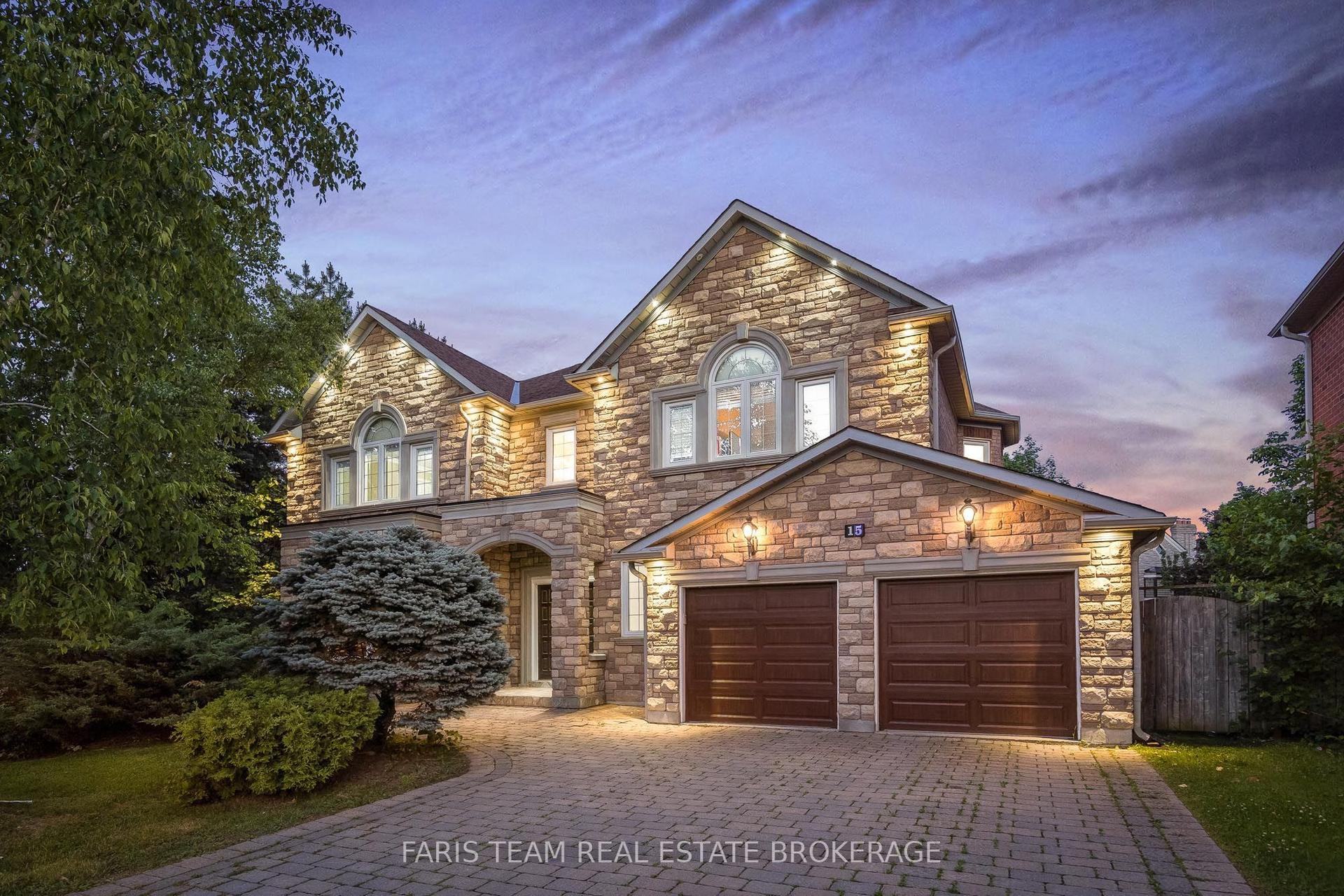 15 Clarendon Drive, Richmond Hill — Detached for sale, photo 1