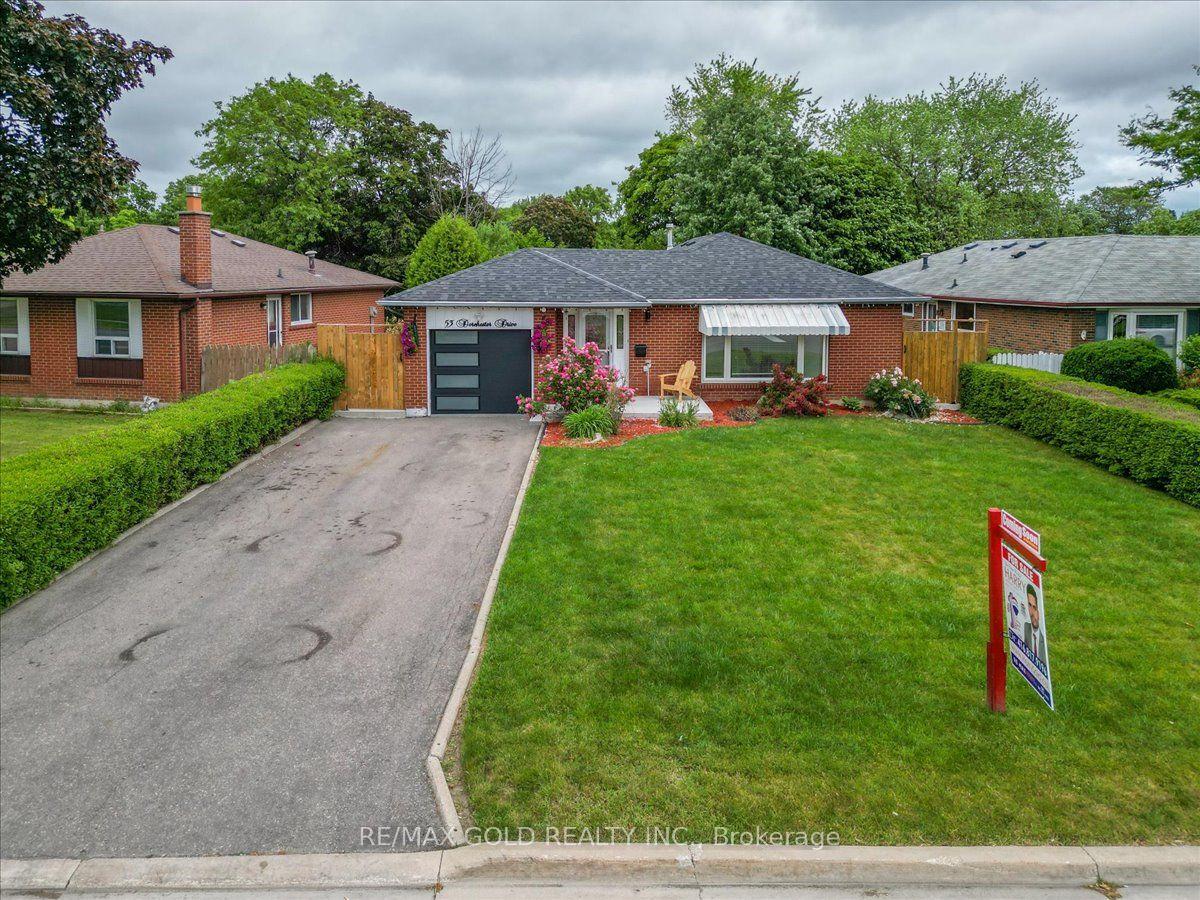 53 Dorchester Drive, Brampton — Detached for sale, photo 1