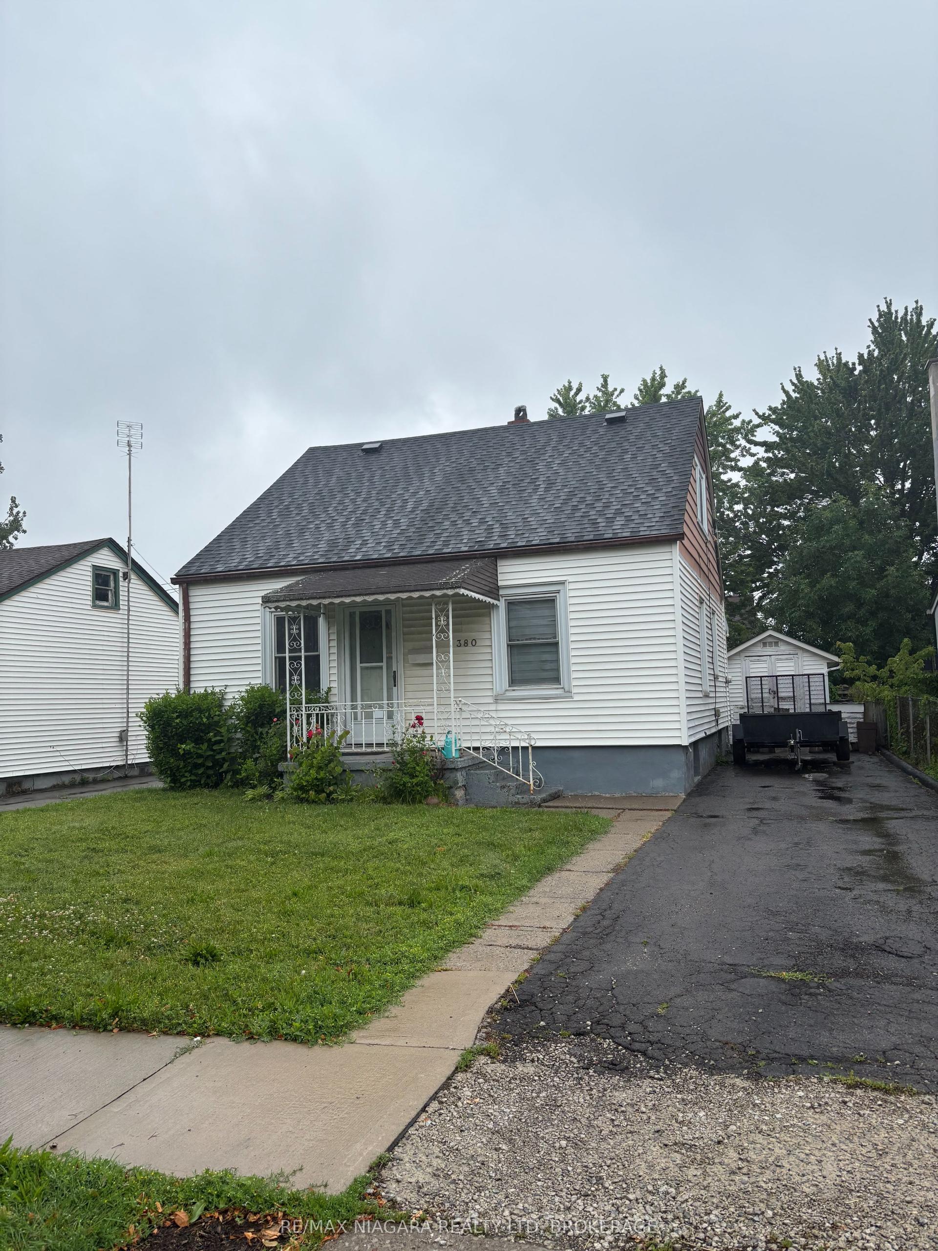 380 CORVETTE Street, Welland — Detached for lease, photo 1