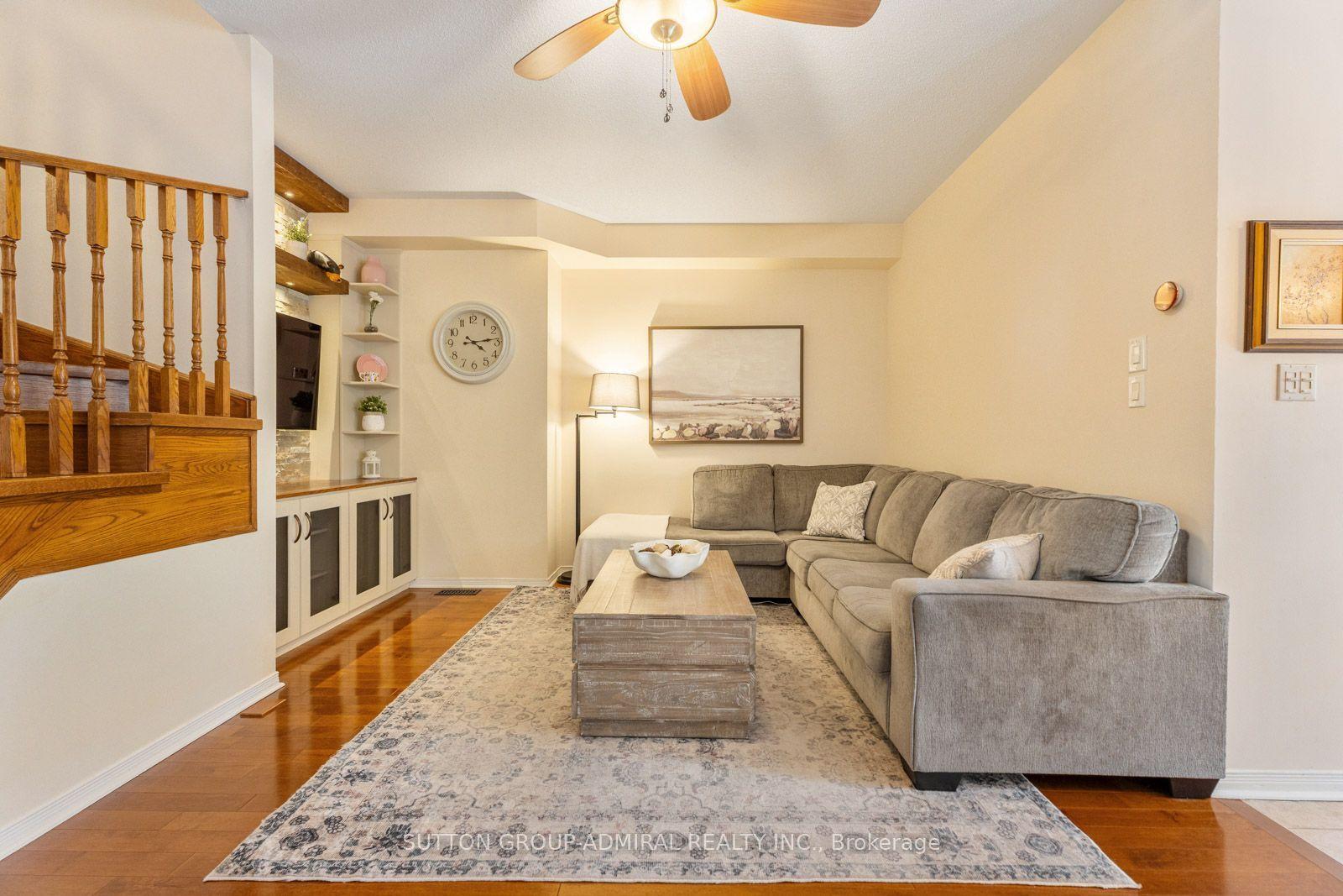 96 Niagara Trail, Halton Hills — Townhouse for sale, photo 1