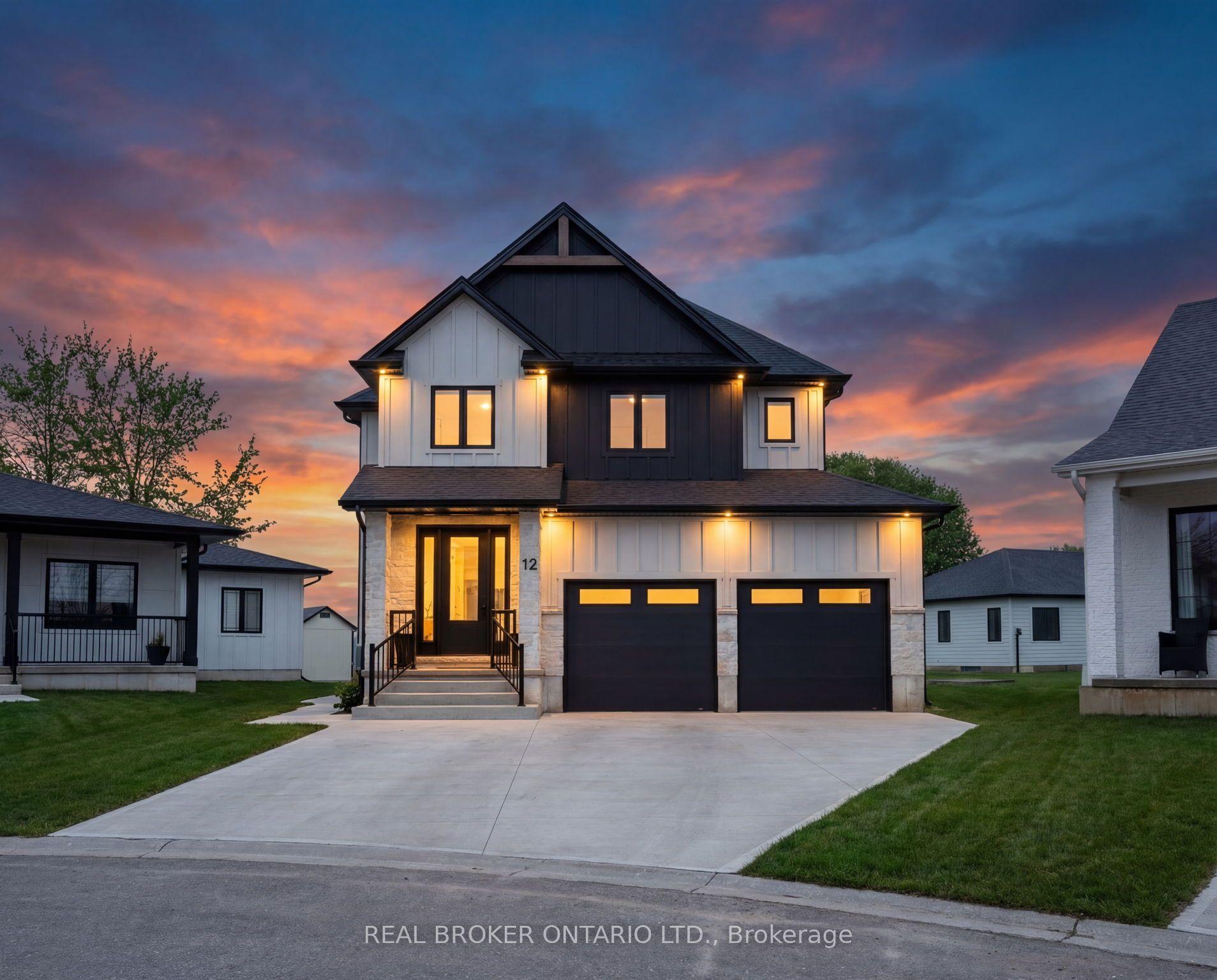 12 Macneil Court — photo 1