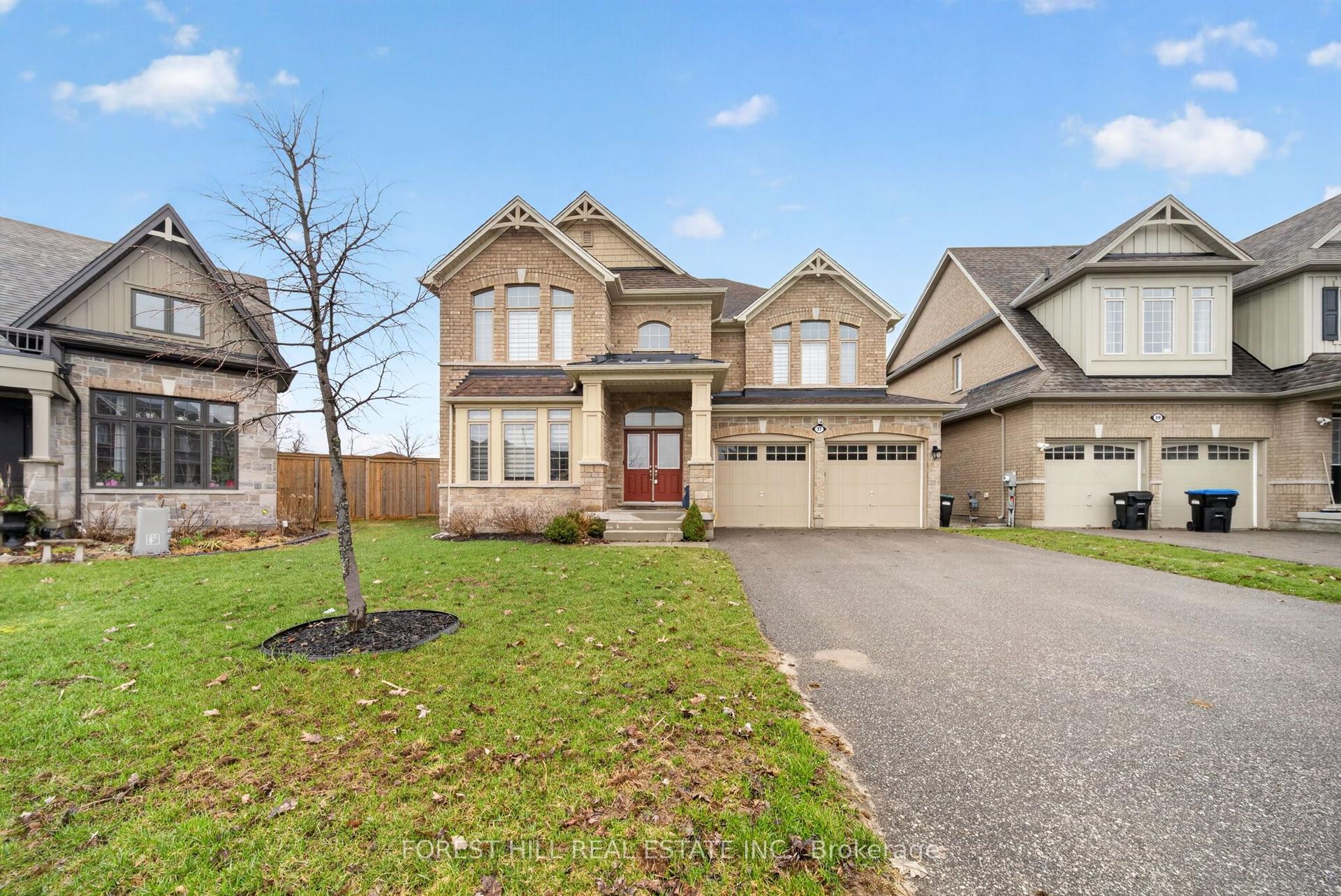 37 Rugman Crescent — photo 1