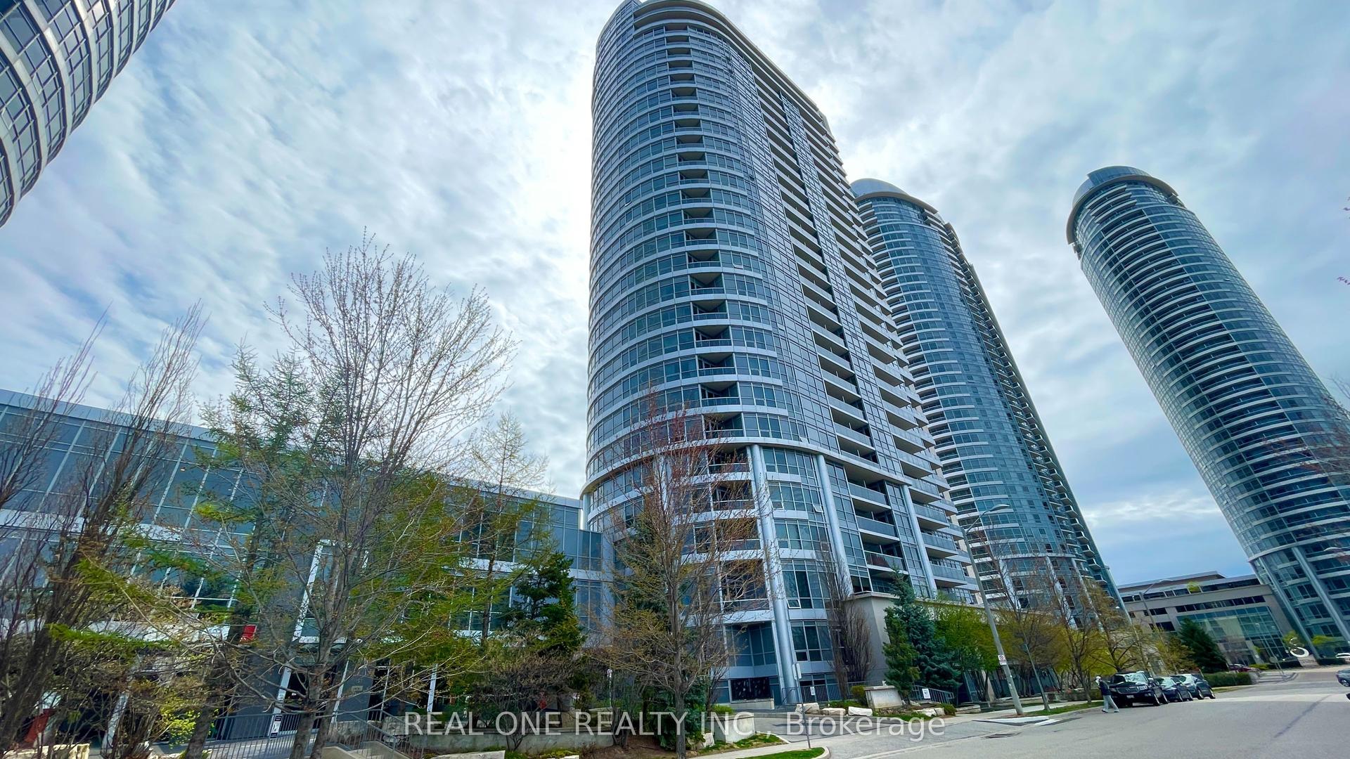 151 Village Green Square 2509 #2509 — photo 1