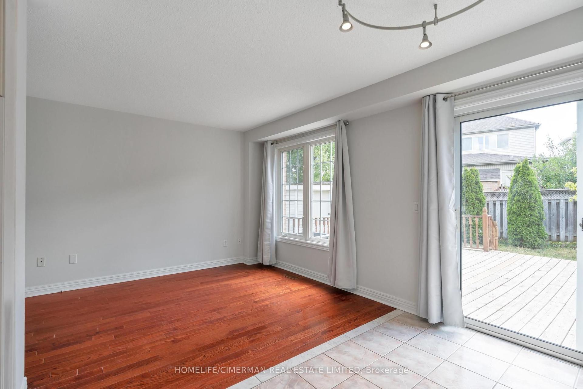 5554 Creditrise Place, Mississauga — Semi-Detached for lease, photo 1