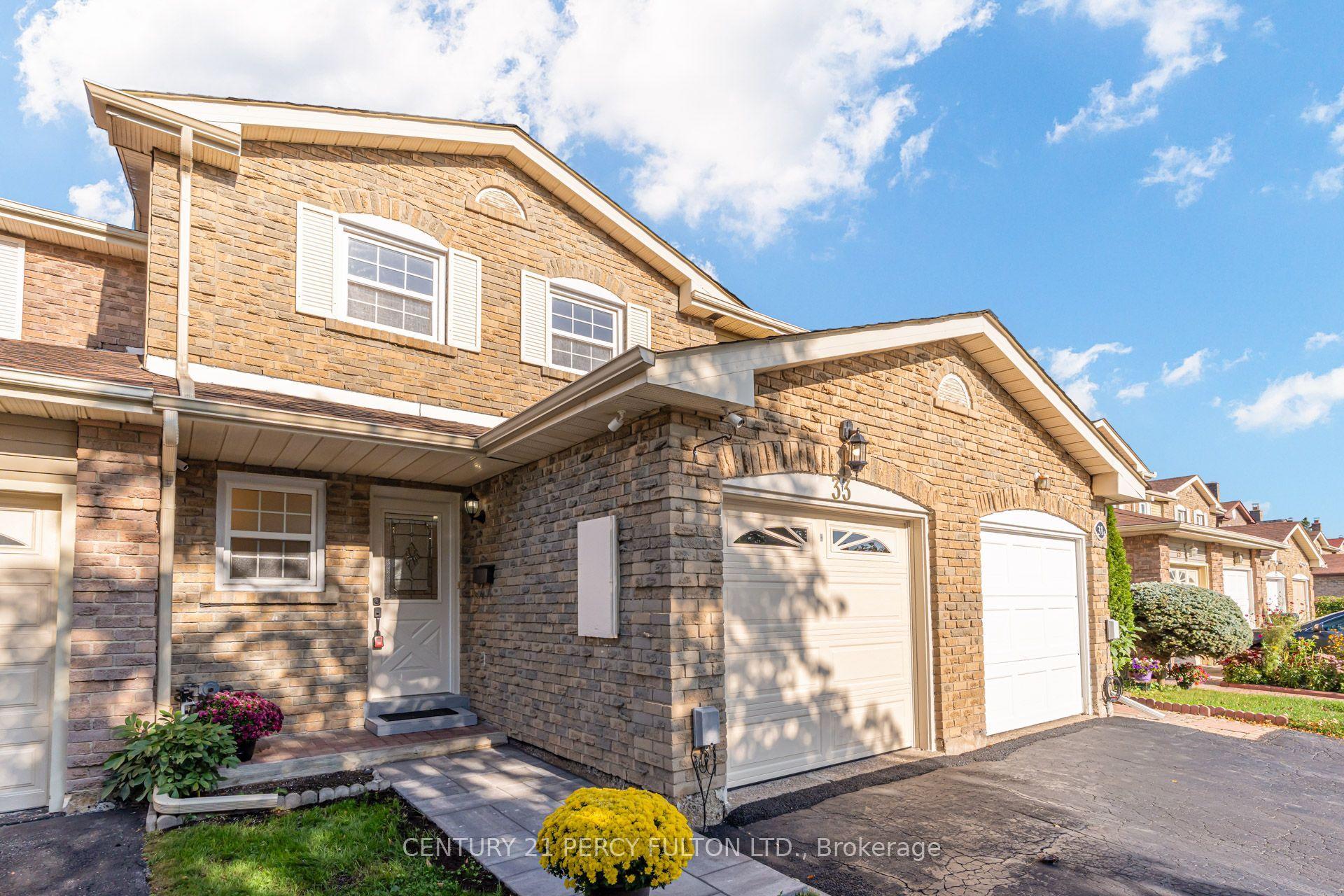 33 Lorna Rae Boulevard, Toronto — Townhouse for sale, photo 1