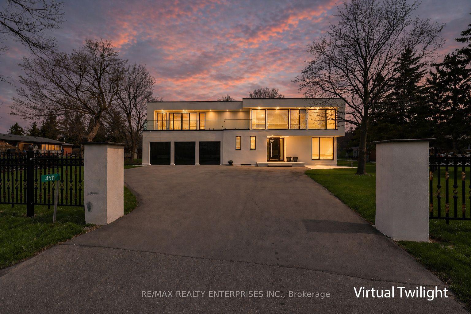 4511 Guelph Line — photo 1