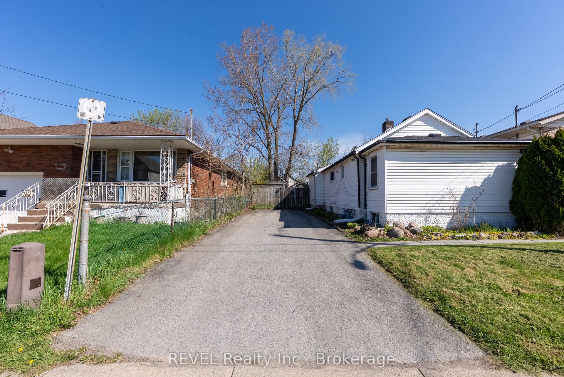 6251 Ash Street — photo 1