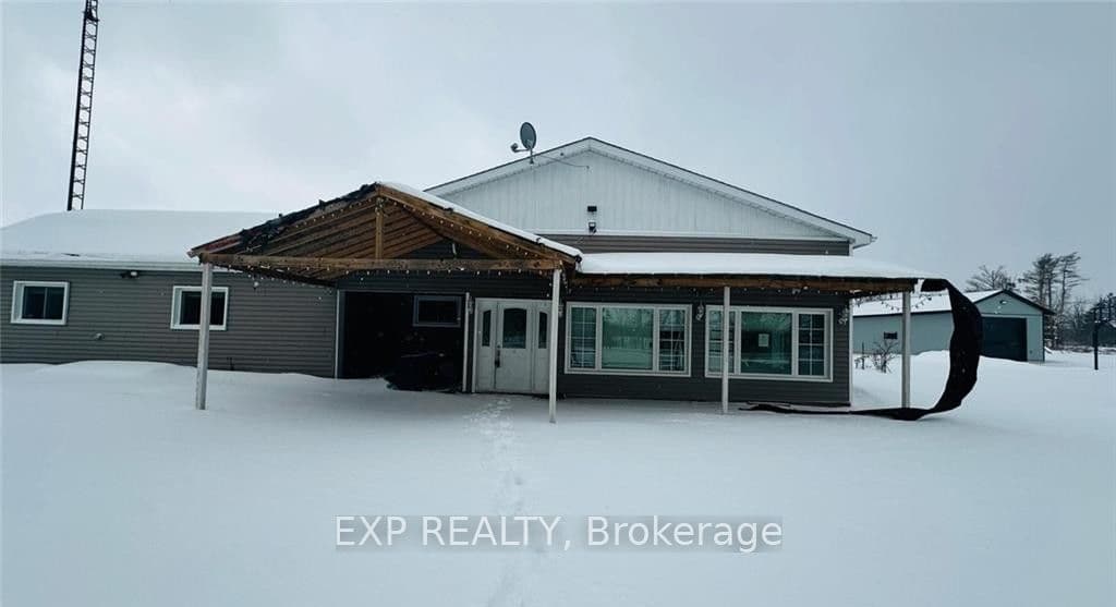 1133 PLOWMANS Line — photo 1