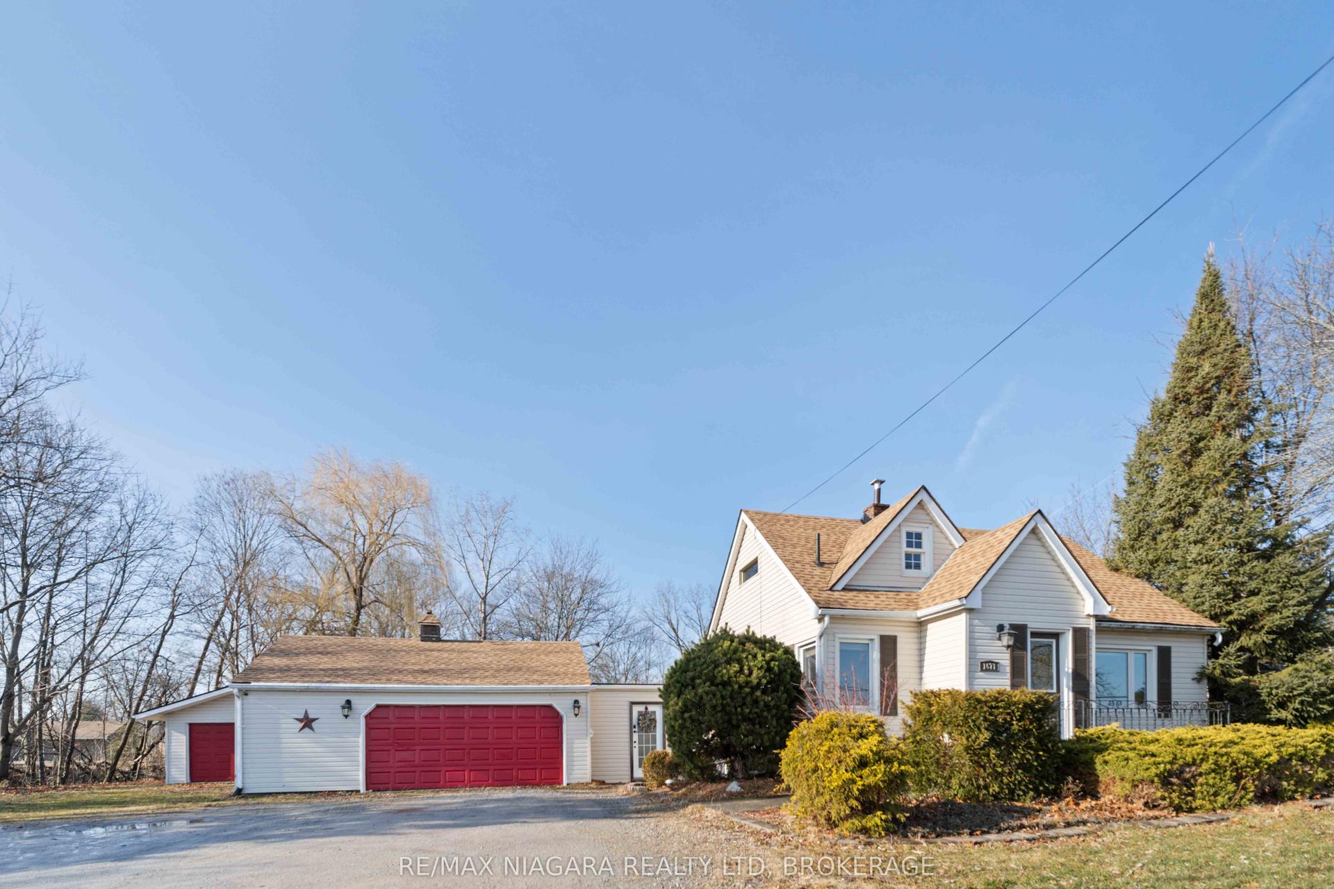 1671 Third Street Louth Street — photo 1