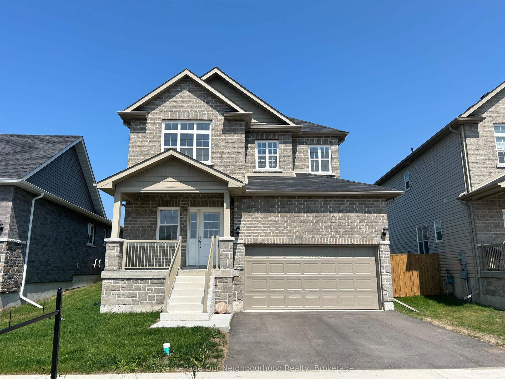 484 Joseph Gale Street — photo 1