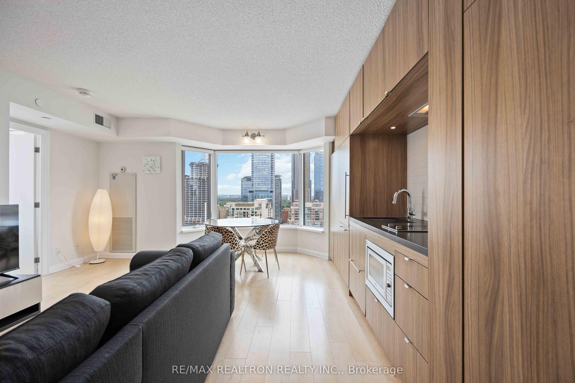 155 Yorkville Avenue 2604 #2604, Toronto — Condo for sale, photo 1