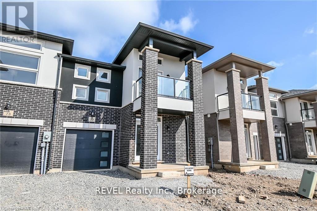 77 RENFREW Trail, Welland — Condo Town for lease, photo 1