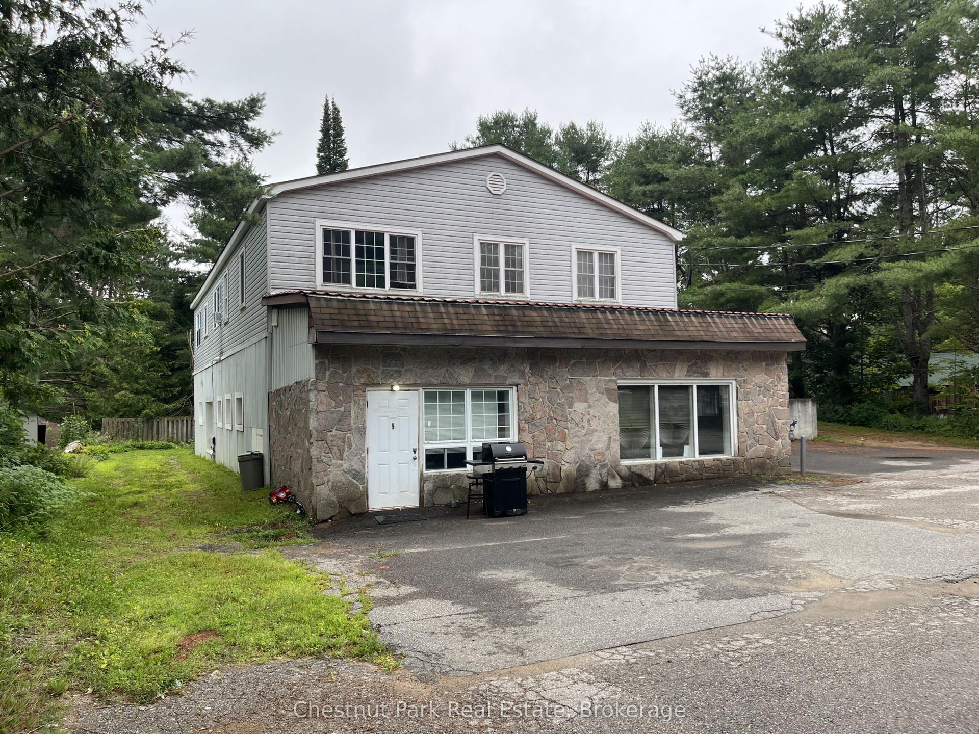 368 Manitoba Street, Bracebridge — Multiplex for sale, photo 1