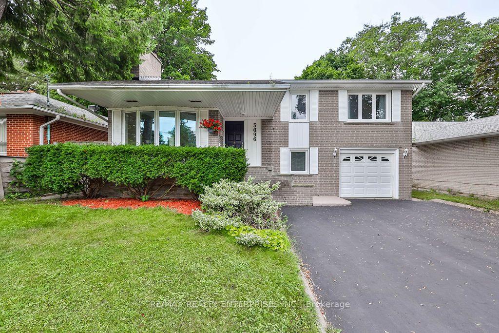 3096 Ballydown Crescent — photo 1