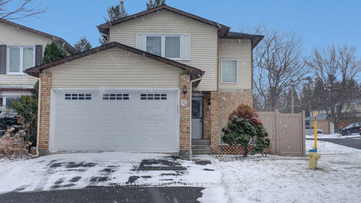 32 Brando Crescent — photo 1