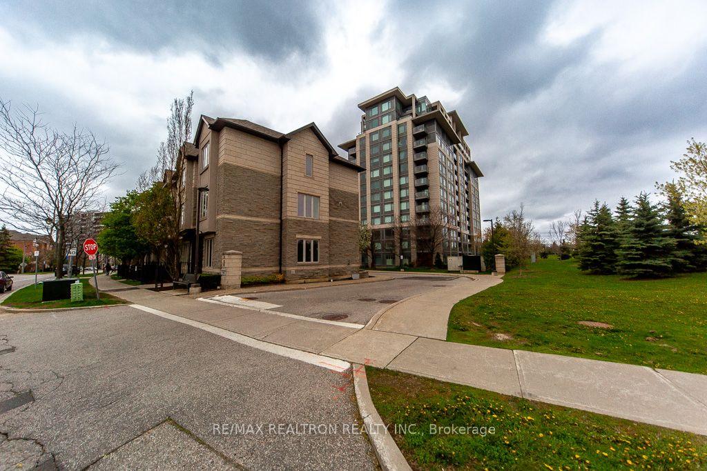 253 South Park Road 709 #709 — photo 1