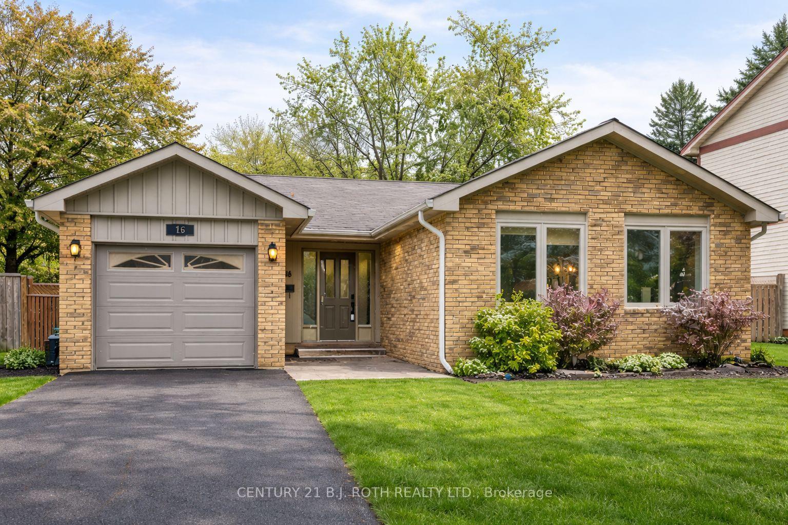 16 Gloria Street — photo 1
