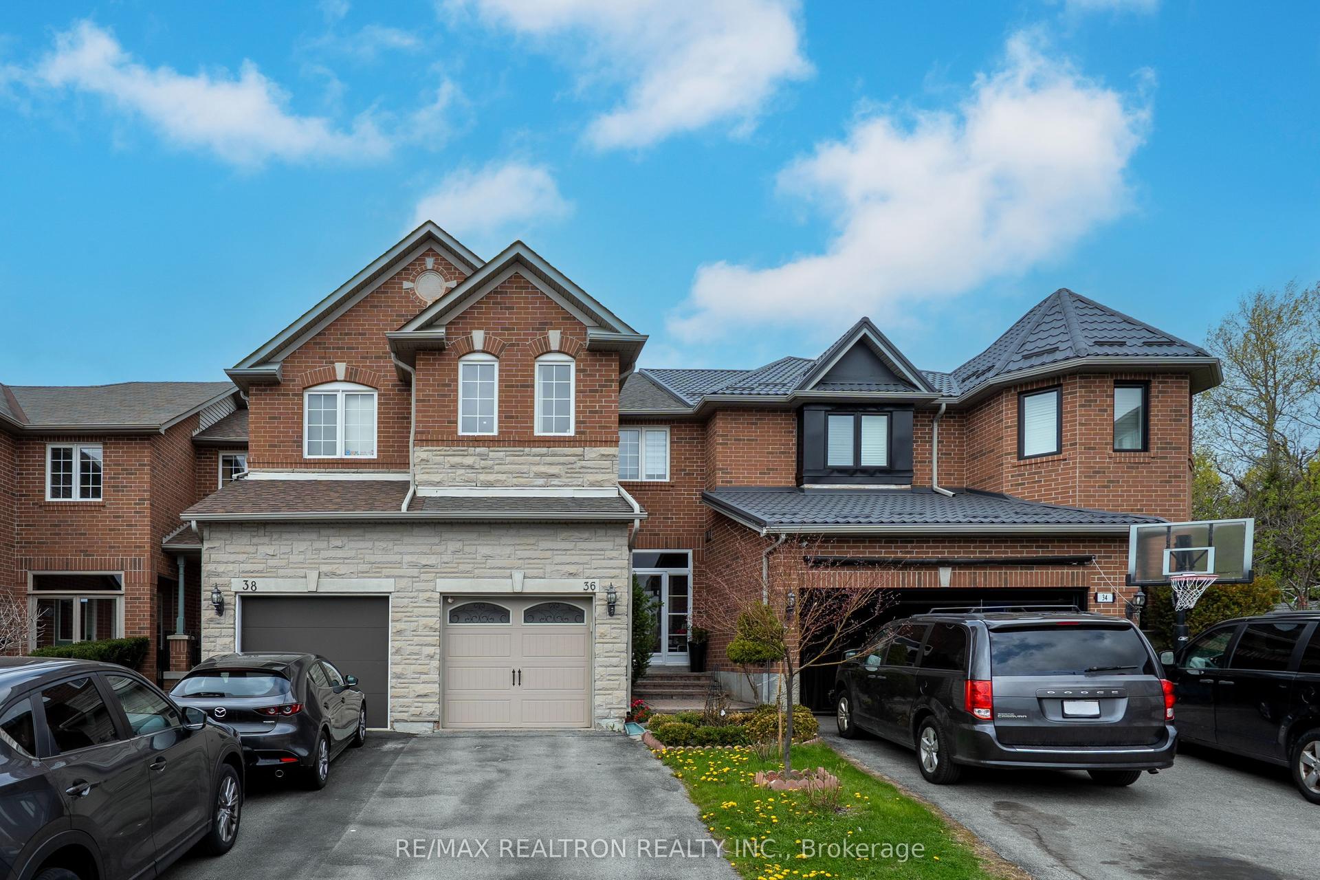 36 Edgemont Court — photo 1