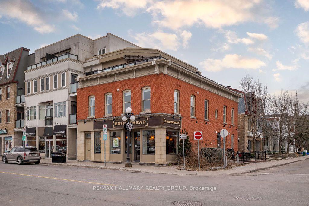 226 Dalhousie Avenue — photo 1