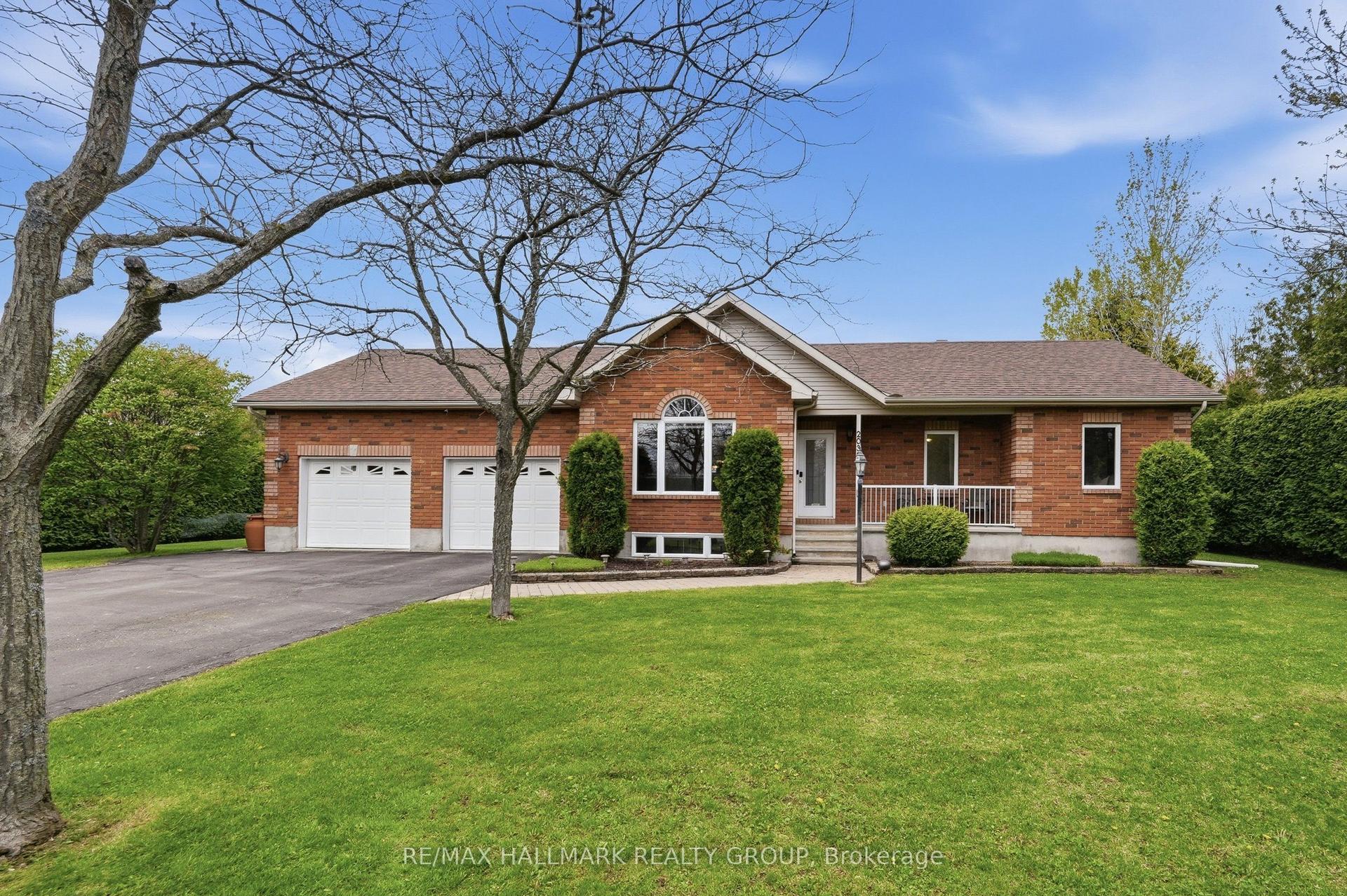 2039 Onyx Street — photo 1