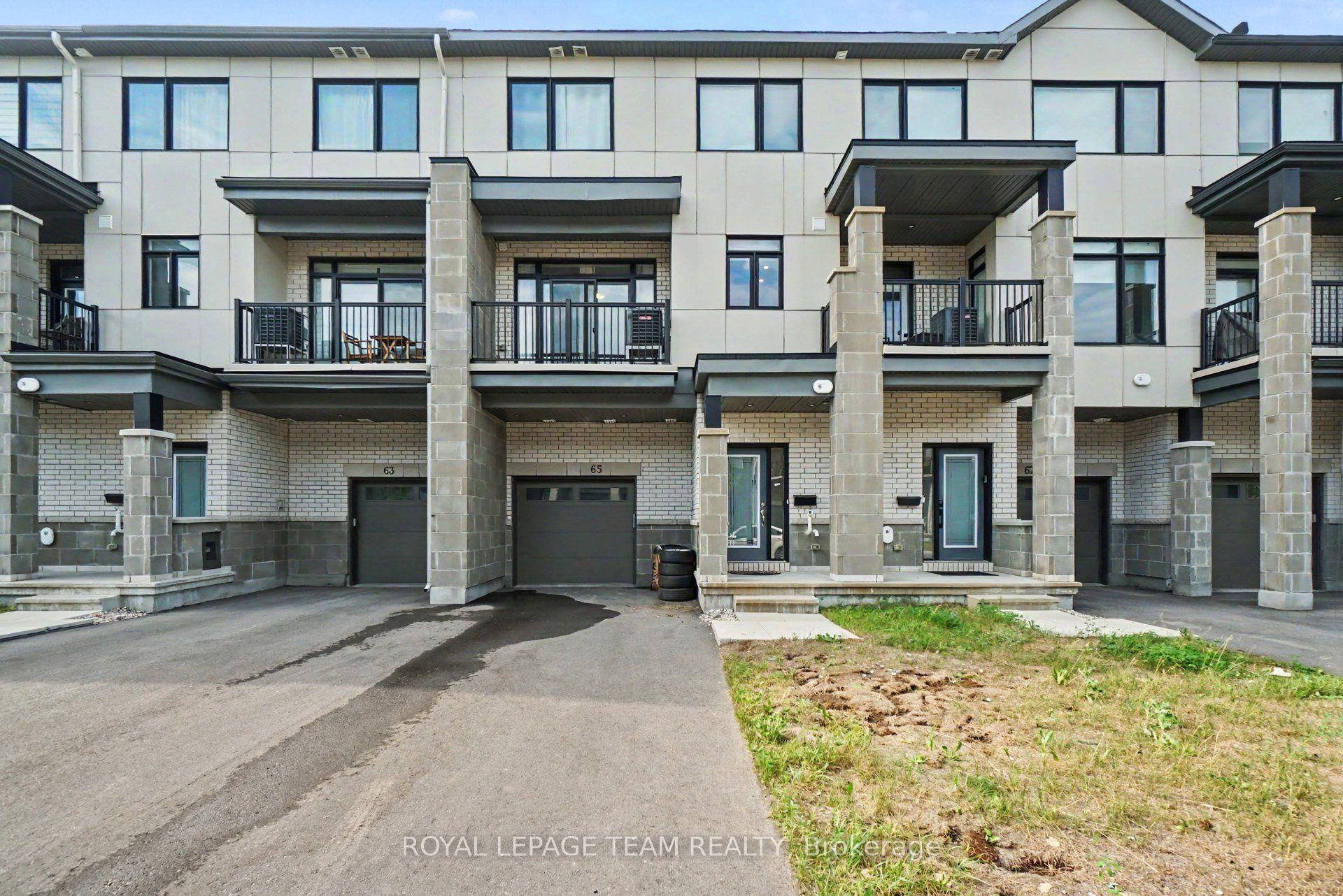 65 Arinto Place, Kanata — Townhouse for sale, photo 1