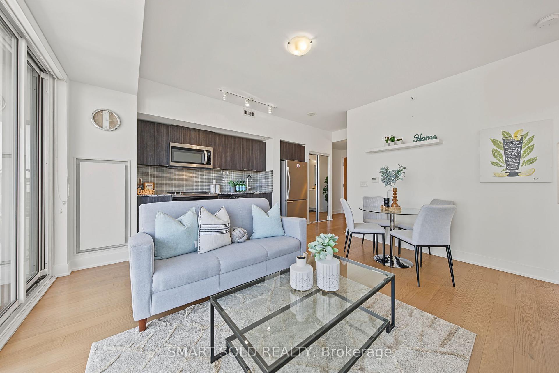 30 Shore Breeze Drive 2313 #2313, Toronto — Condo for sale, photo 1