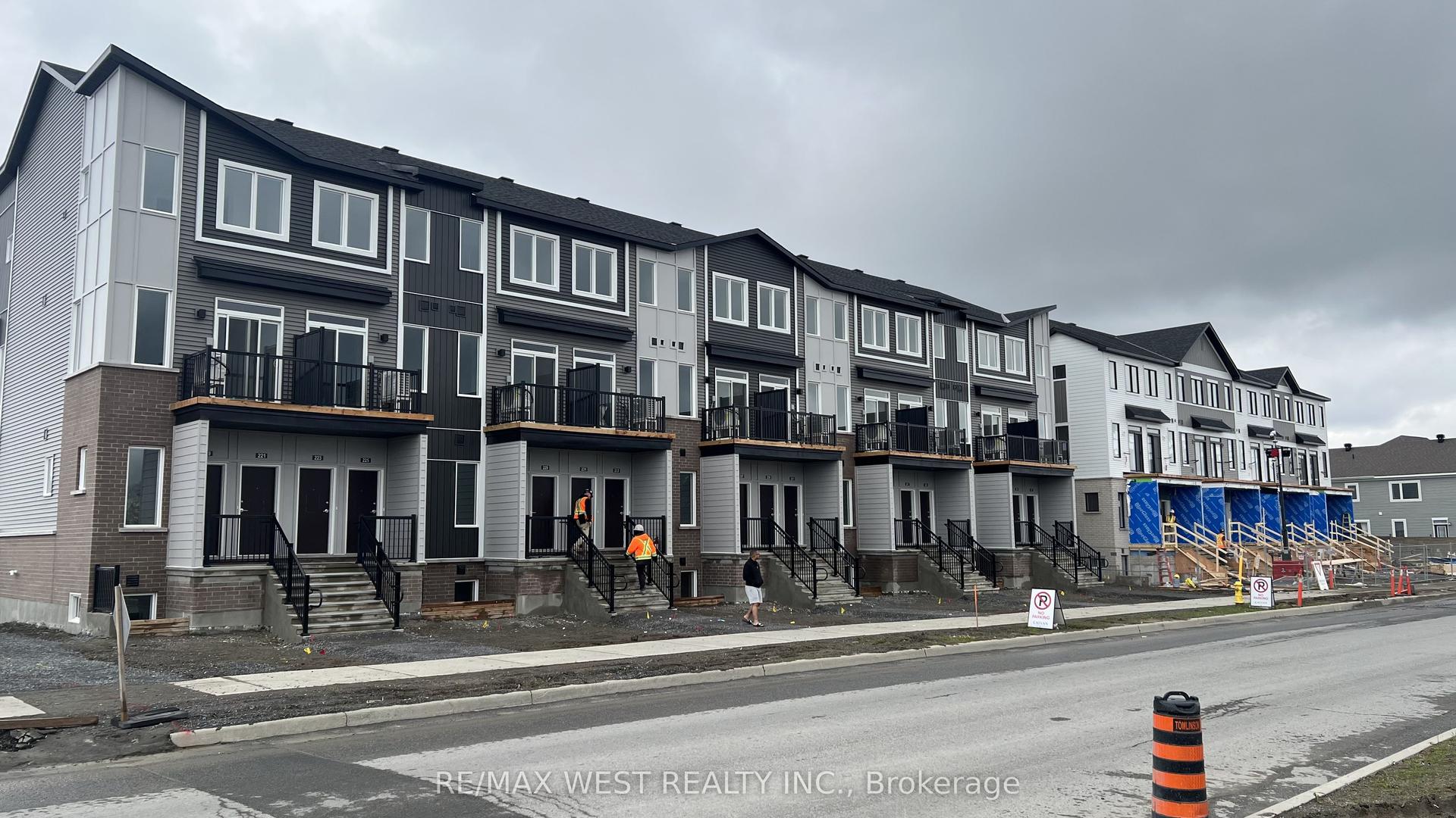 795 Utopie Private, Orleans - Convent Glen and Area — Condo Town for lease, photo 1