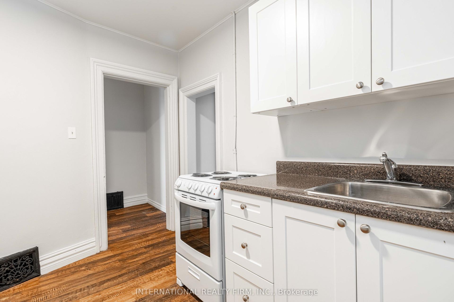 221 Hamilton Road 3 #3, London East — Multiplex for lease, photo 1