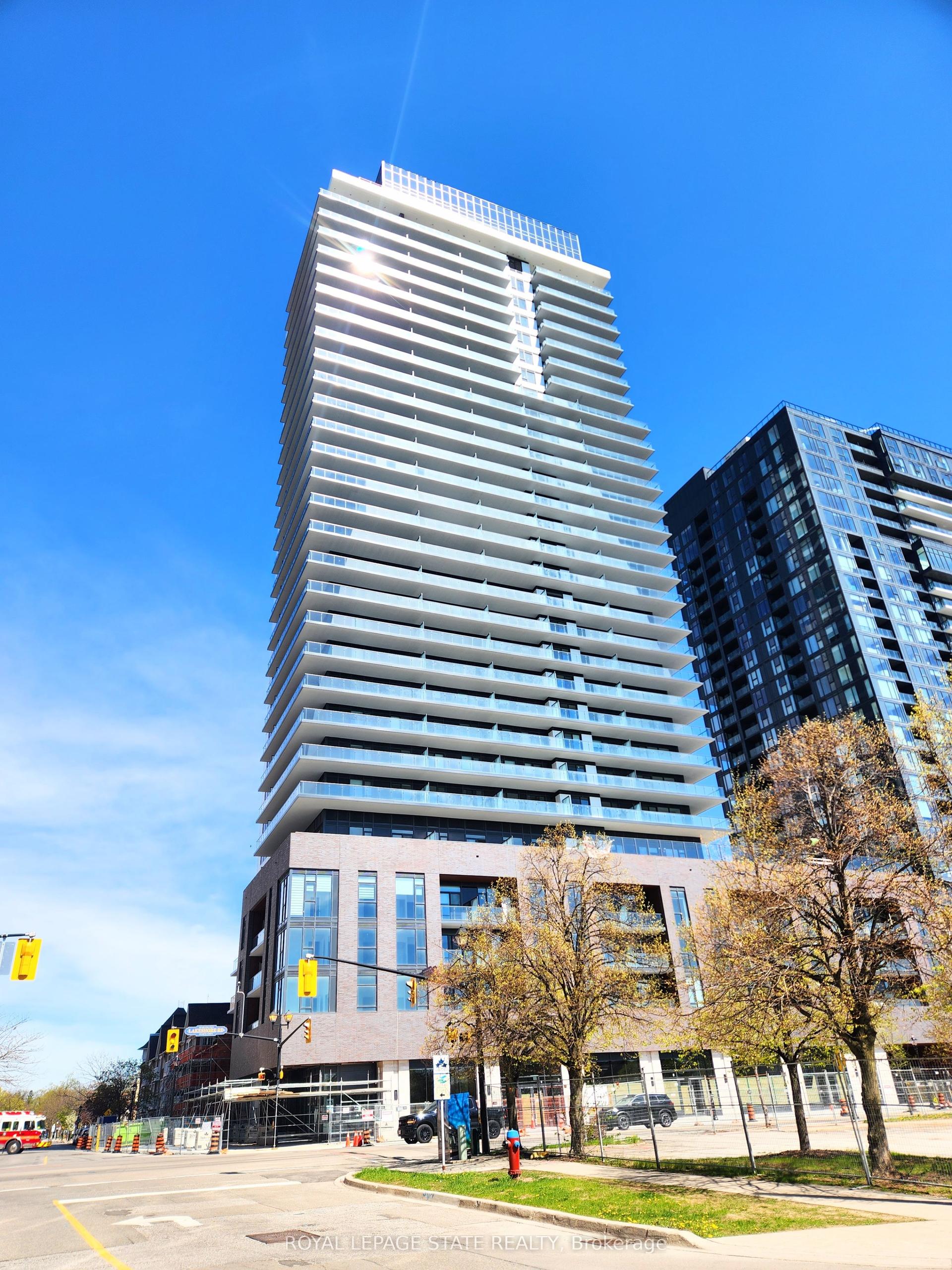 2075 Lakeshore Road 1006 #1006 — photo 1