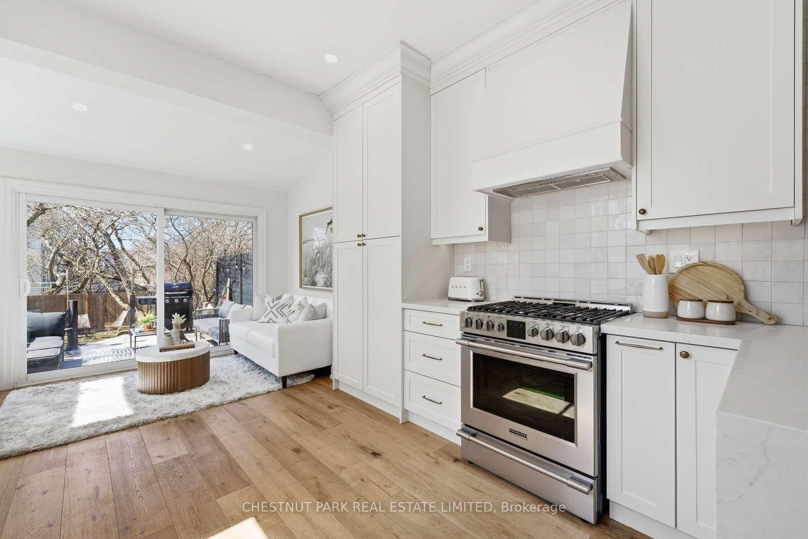 430 Jones Avenue — photo 1