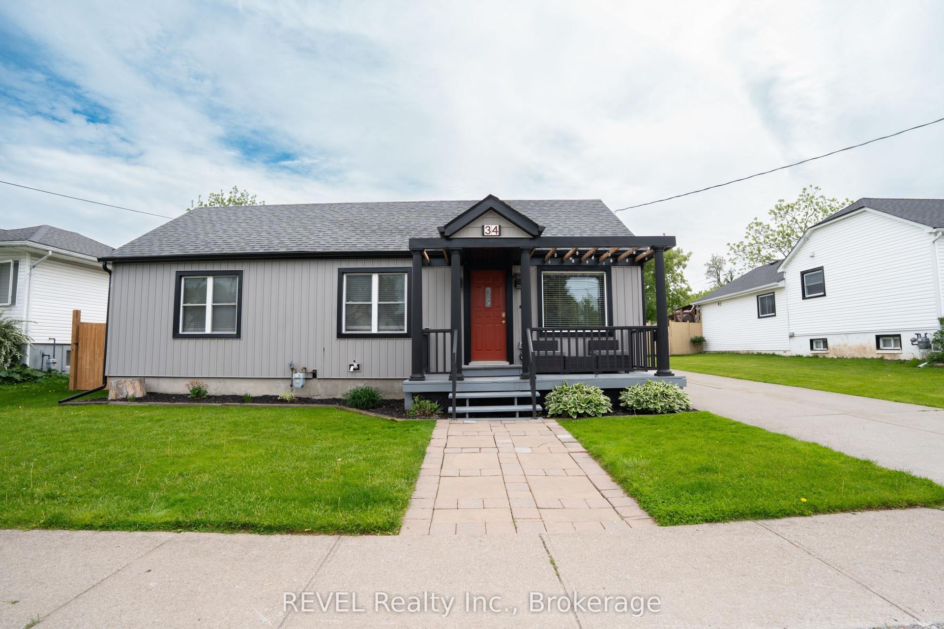 34 Bloomfield Avenue — photo 1
