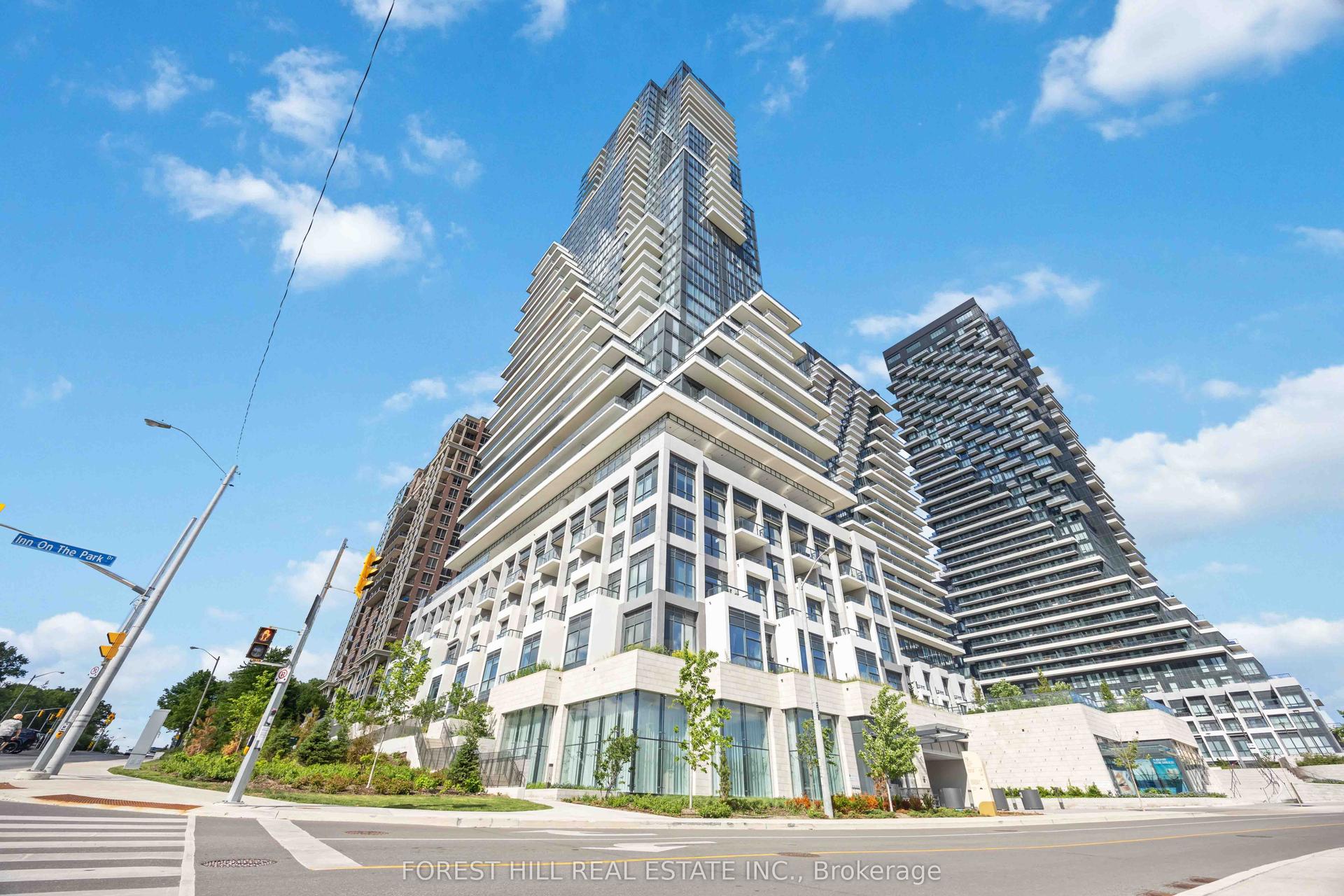 10 Inn On The Park Drive PH3 #PH3 — photo 1