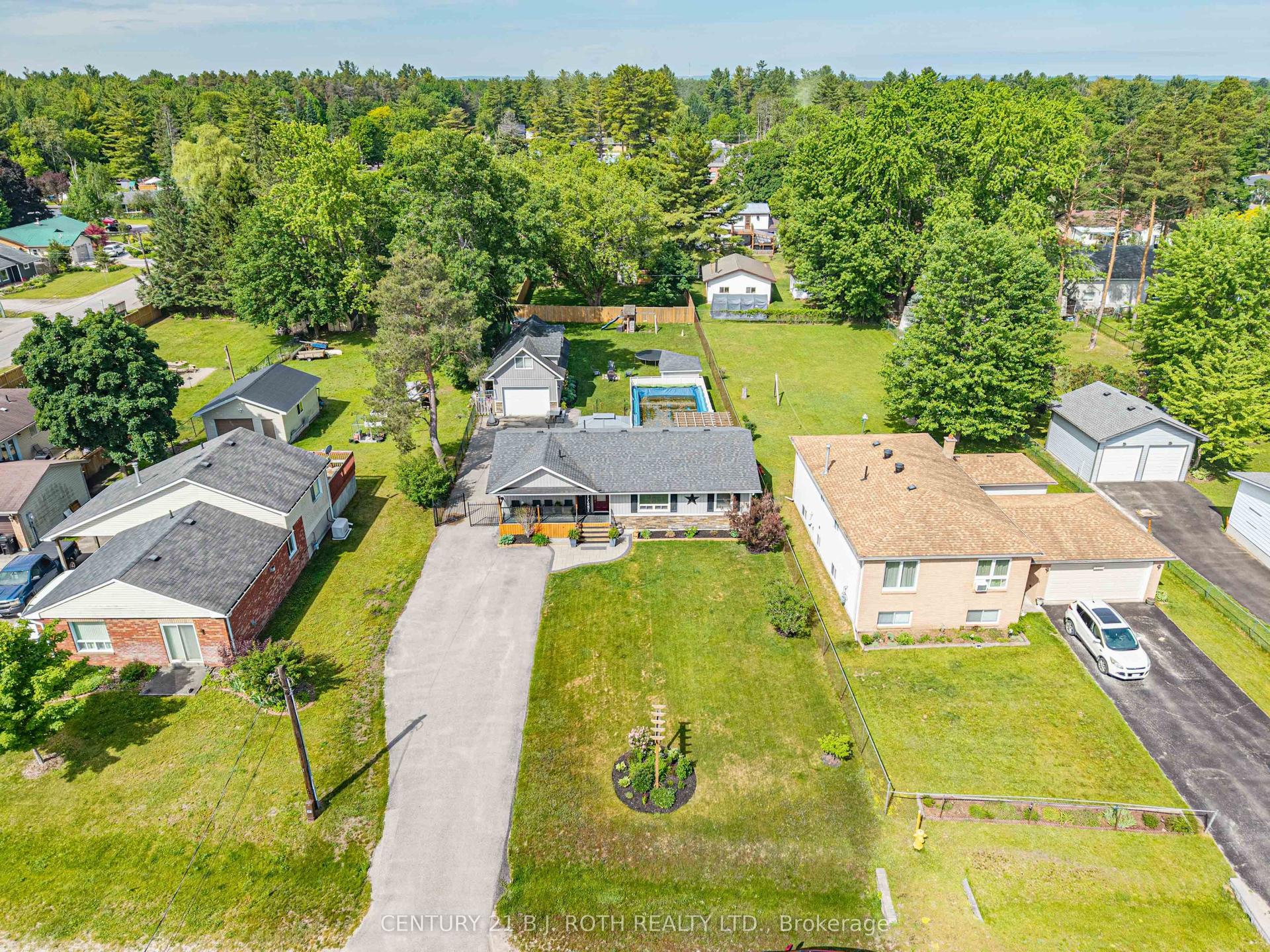 26 Coulson Avenue, Essa — Detached for sale, photo 1